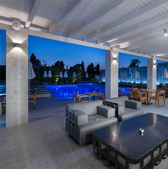 Main Bar
